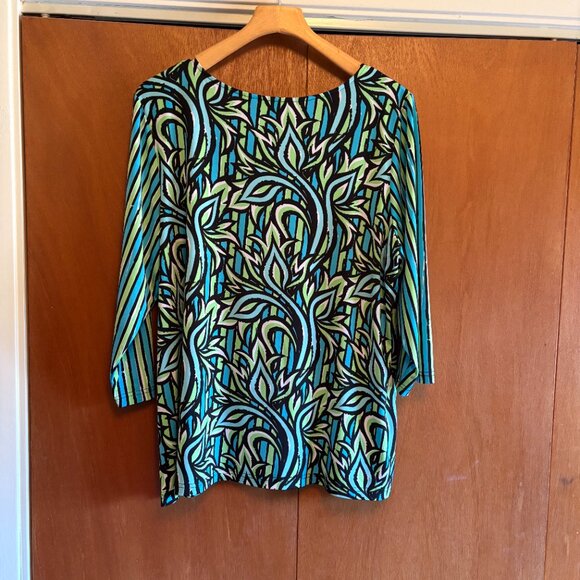 Bob Mackie – L/S Tunic Style Pullover – XL – Blue/Green/White Multi print - Picture 2 of 4